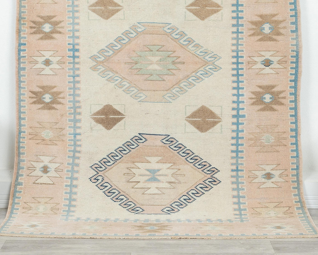Neutral Oushak Rug 4' x 6' 1" | No. VR91706