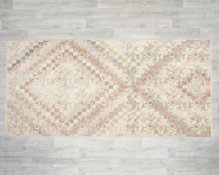Beige Oushak Rug 3' 8" x 7' 8" | No. VR14097