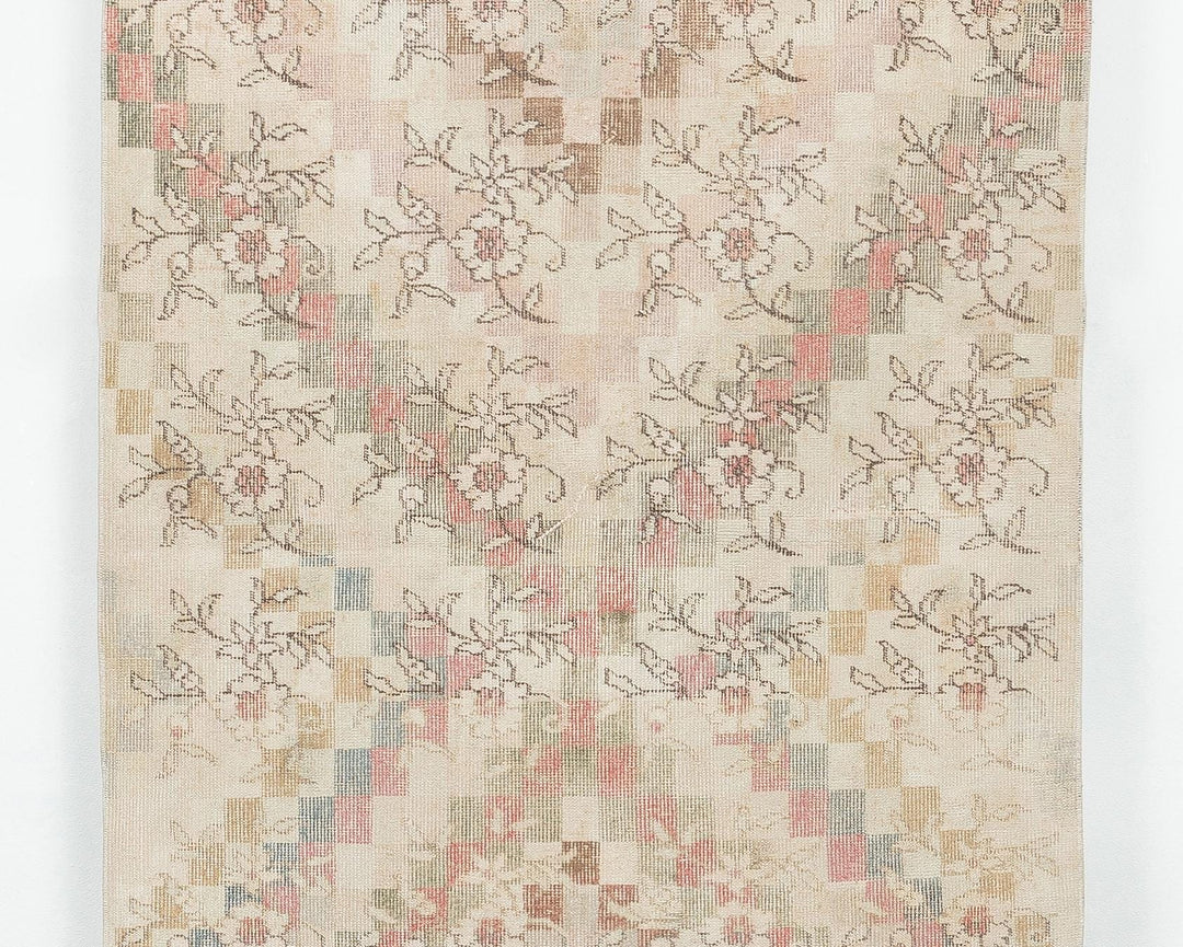 Beige Oushak Rug 3' 8" x 7' 8" | No. VR14097