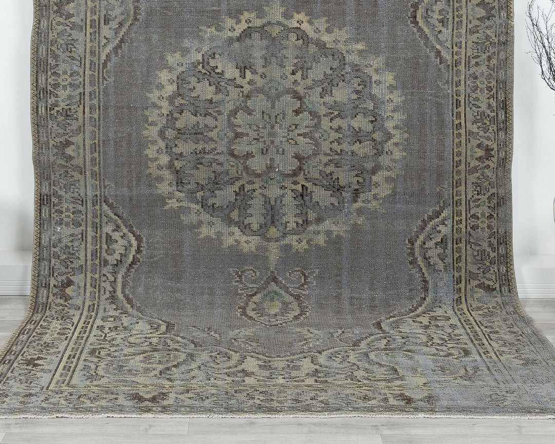 Blue Oushak Rug 6' 1" x 9' 7" | No. VR75195