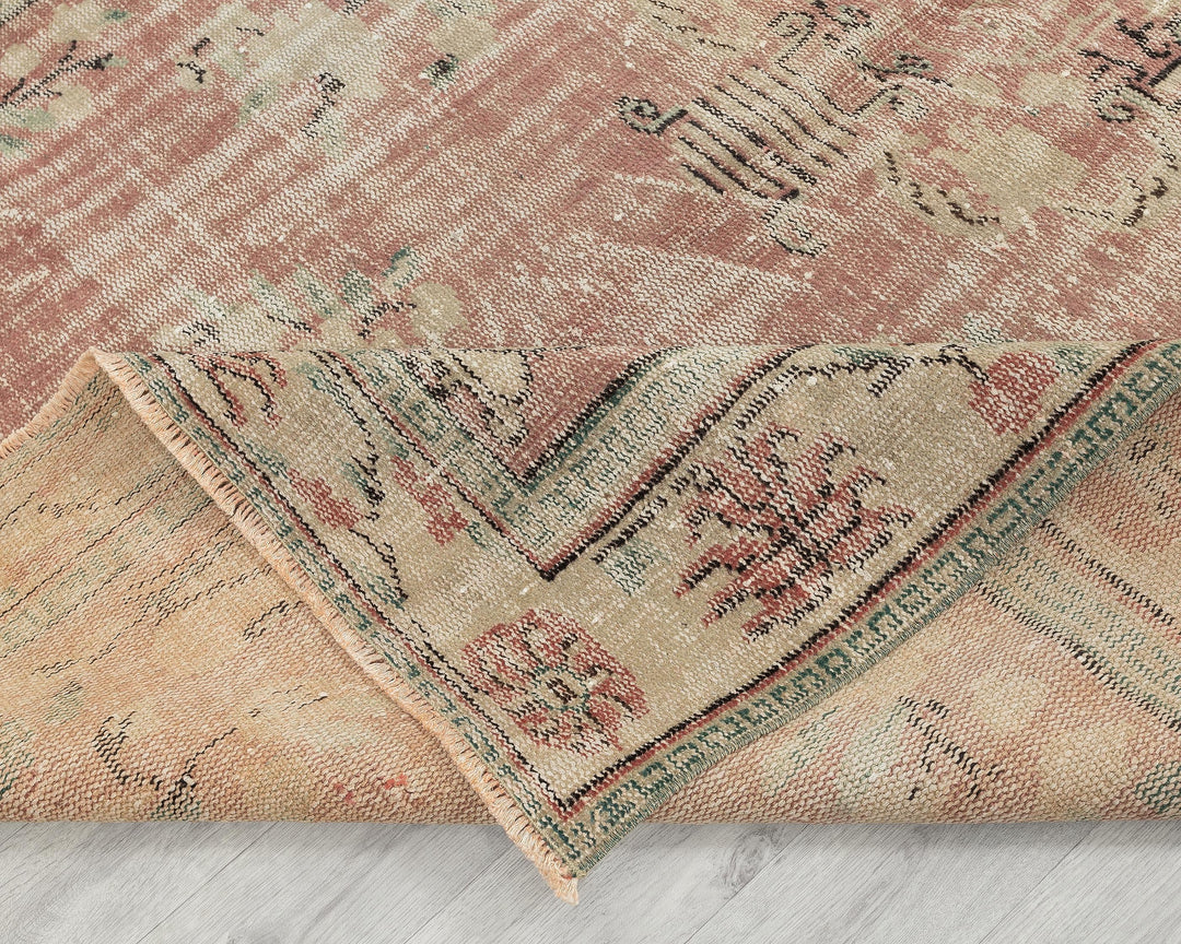 Faded Oushak Rug 5' 8" x 8' 5" | No. VR29903
