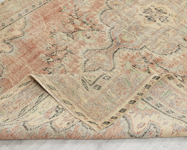 Faded Oushak Rug 5' 8" x 9' 6" | No. VR42392