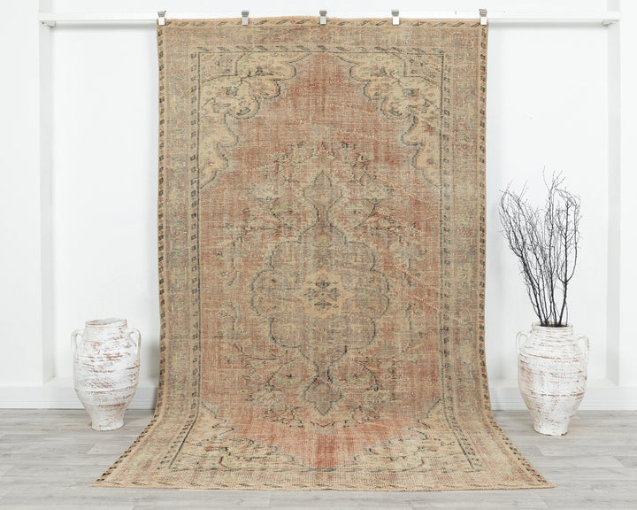 Faded Oushak Rug 5' 8" x 9' 6" | No. VR42392