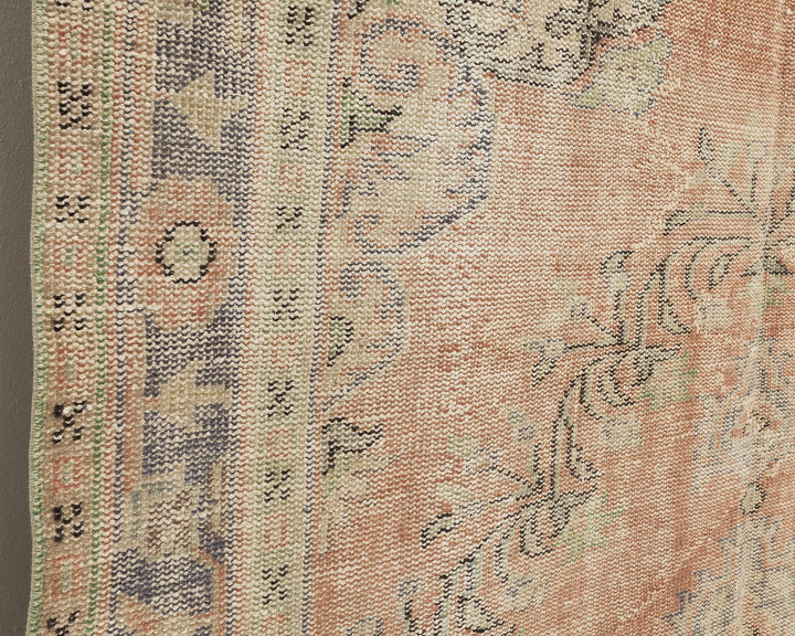 Faded Oushak Rug 6' x 9' 11" | No. VR99107