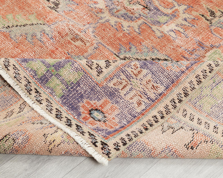 Faded Oushak Rug 5' 5" x 9' 5" | No. VR13006