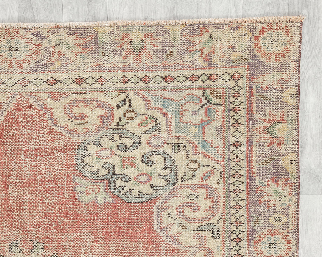 Oushak Rug 5' 5" x 8' 11" | No. VR87661