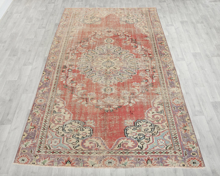 Oushak Rug 5' 5" x 8' 11" | No. VR87661