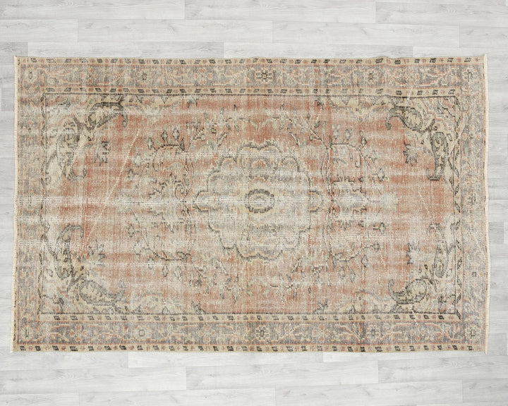 Faded Oushak Rug 5' 2" x 8' | No. VR35454