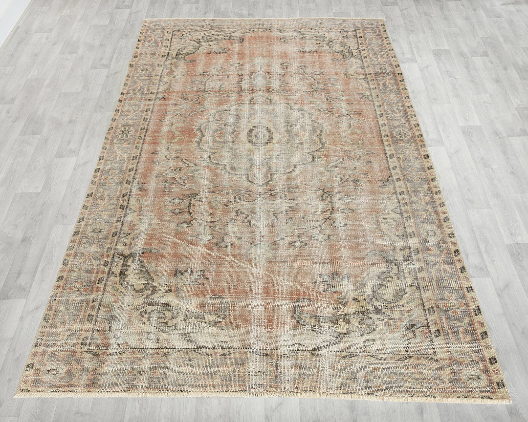Faded Oushak Rug 5' 2" x 8' | No. VR35454