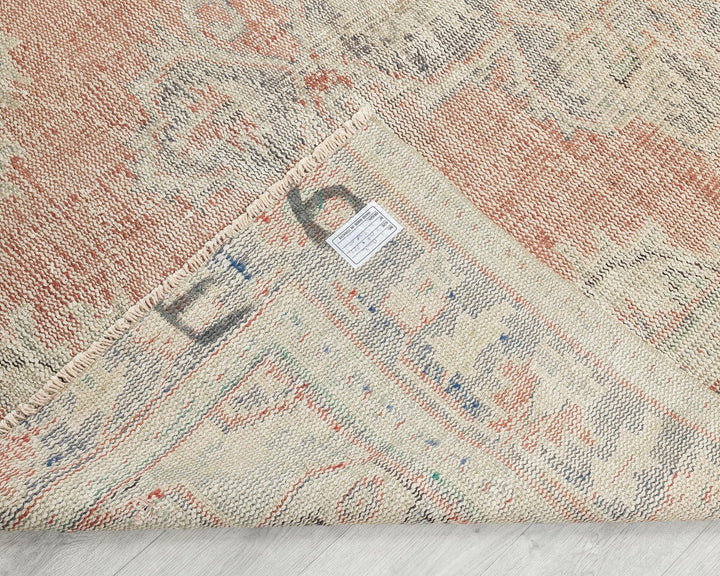 Faded Oushak Rug 5' 2" x 7' 3" | No. VR47348
