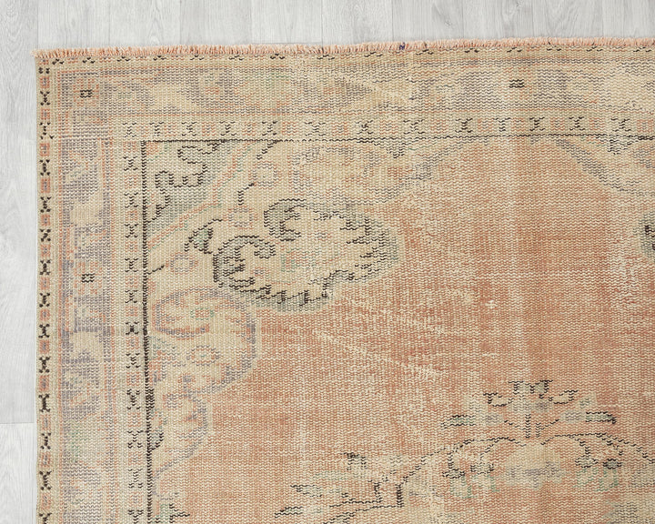 Faded Oushak Rug 5' 8" x 8' 5" | No. VR76900