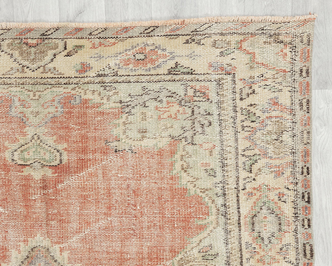 Faded Oushak Rug 4' 10" x 8' | No. VR42209