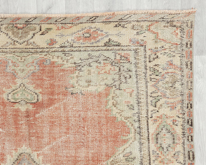 Faded Oushak Rug 4' 10" x 8' | No. VR42209