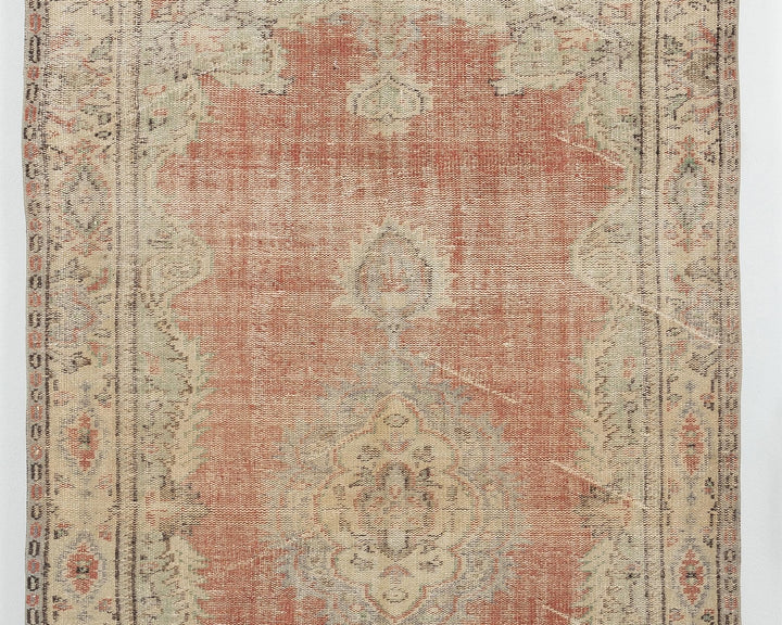 Faded Oushak Rug 4' 10" x 8' | No. VR42209
