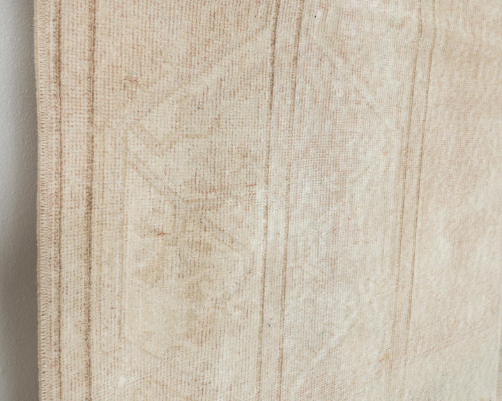 Beige Oushak Rug 4' 11" x 7' 8" | No. VR26782