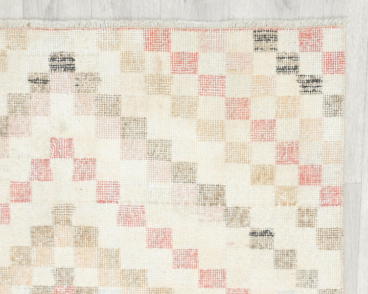 Neutral Oushak Rug 3' 6" x 5' 7" | No. VR22825