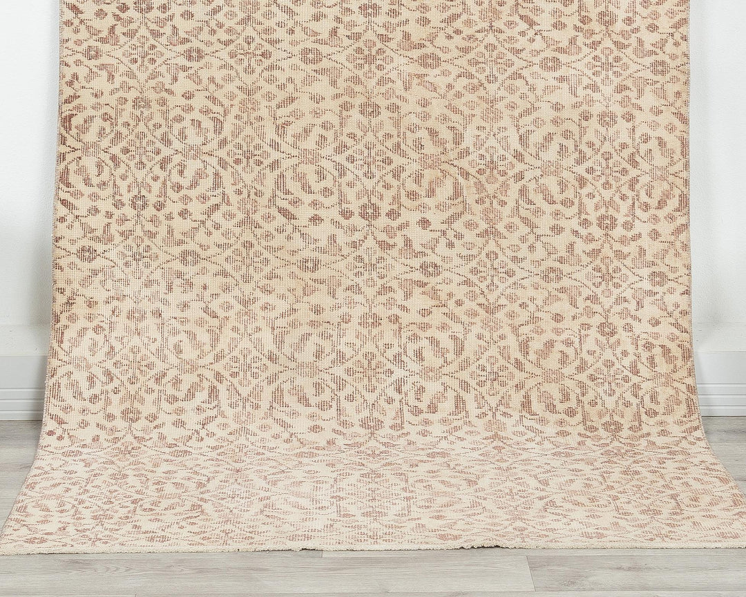 Beige Oushak Rug 3' 8" x 6' 10" | No. VR58438