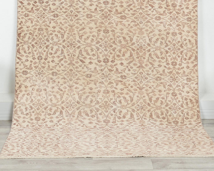 Beige Oushak Rug 3' 8" x 6' 10" | No. VR58438