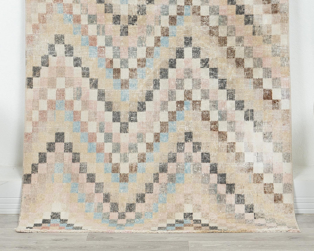 Neutral Oushak Rug 3' x 5' 7" | No. VR84825