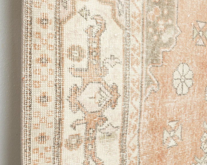 Neutral Oushak Rug 6' 11" x 3' 11" | No. VR77207
