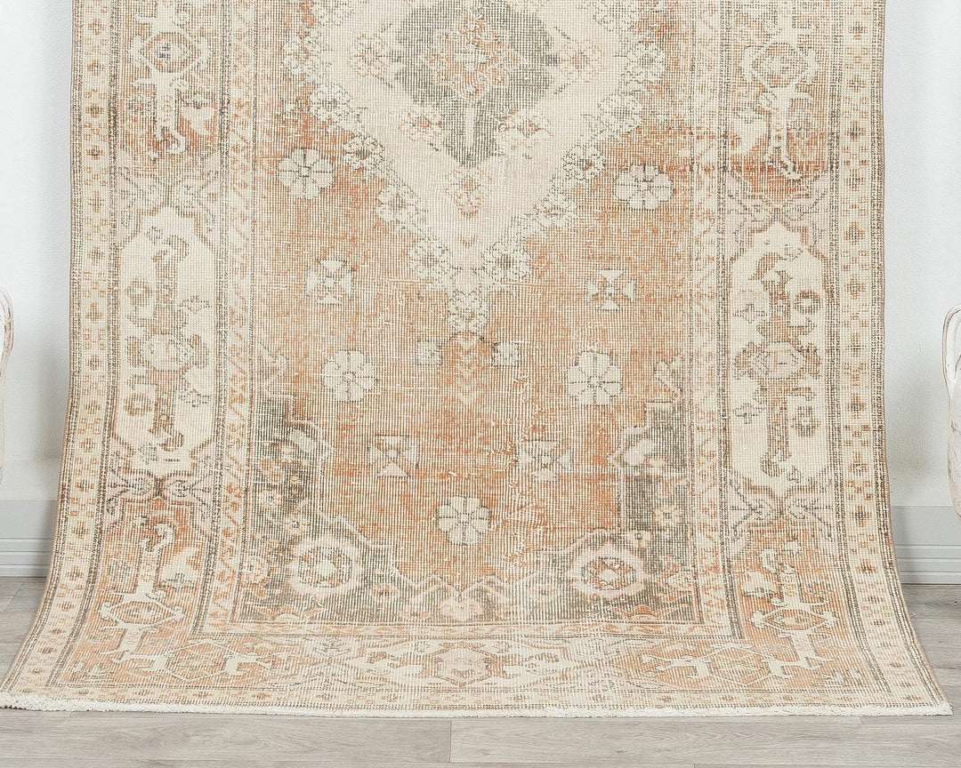 Neutral Oushak Rug 6' 11" x 3' 11" | No. VR77207
