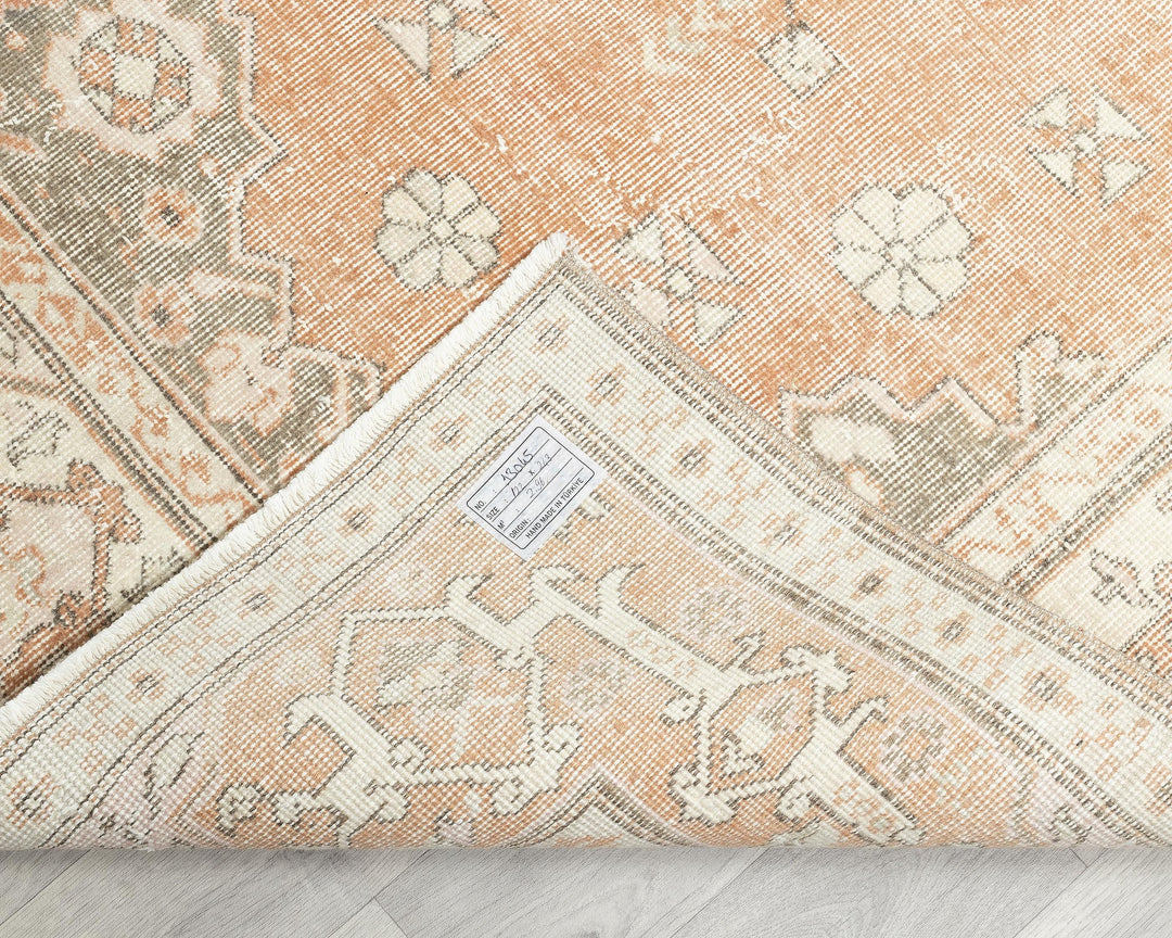 Neutral Oushak Rug 6' 11" x 3' 11" | No. VR77207