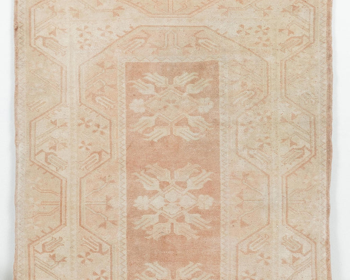 Beige Oushak Rug 4' 1" x 6' 2" | No. VR69101