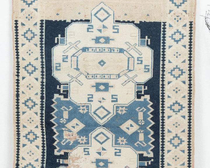 Oushak Rug 2' 10" x 4' 7" | No. VR53951