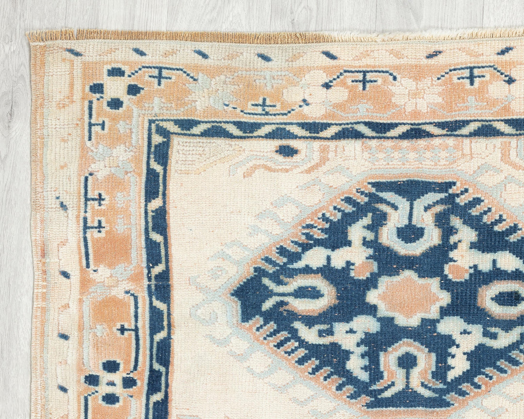 Oushak Rug 3' 1" x 4' 4" | No. VR66475