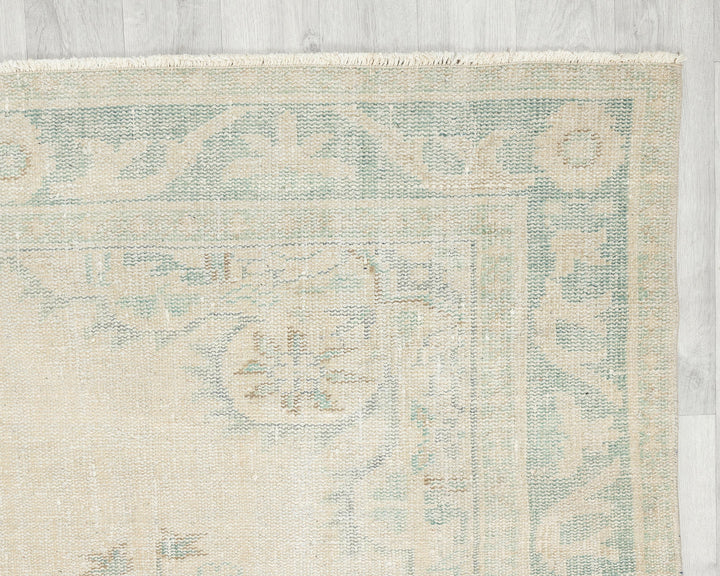 Beige Oushak Rug 6' 2" x 9' | No. VR81752