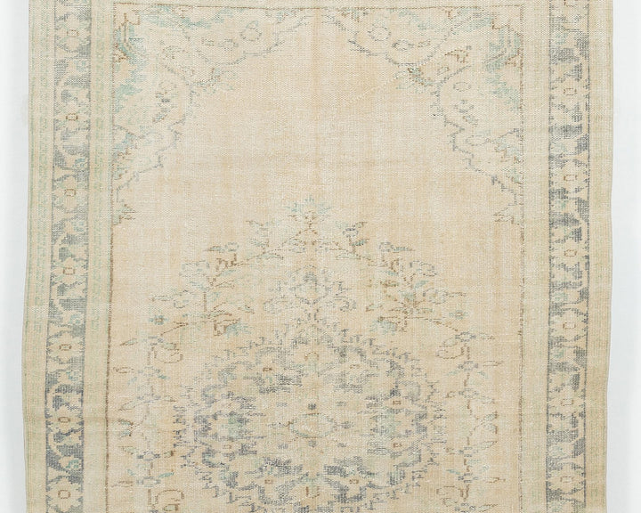 Beige Oushak Rug 5' 2" x 8' 7" | No. VR40112