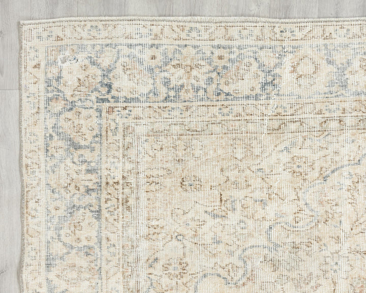 Neutral Oushak Rug 6' 9" x 9' 11" | No. VR67169