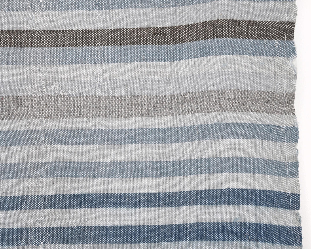Kilim Rug 5' 8" x 9' 6" | No. VR85531