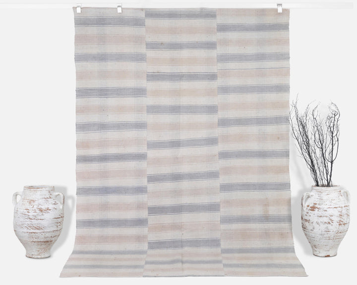 Faded Kilim Rug 5' 6" x 8' | No. VR55372