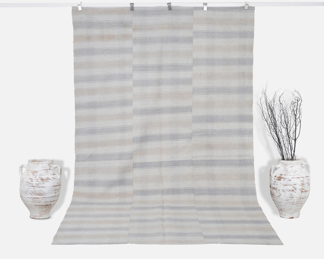 Neutral Kilim Rug 6' 1" x 9' 7" | No. VR50014