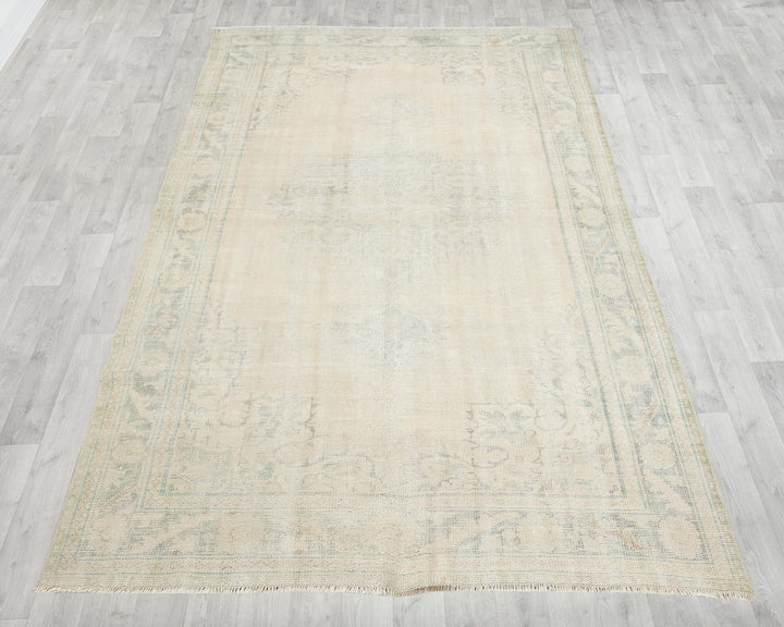 Beige Oushak Rug 6' 2" x 9' 4" | No. VR23353