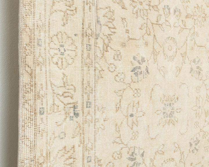 Beige Oushak Rug 5' 8" x 9' | No. VR36818