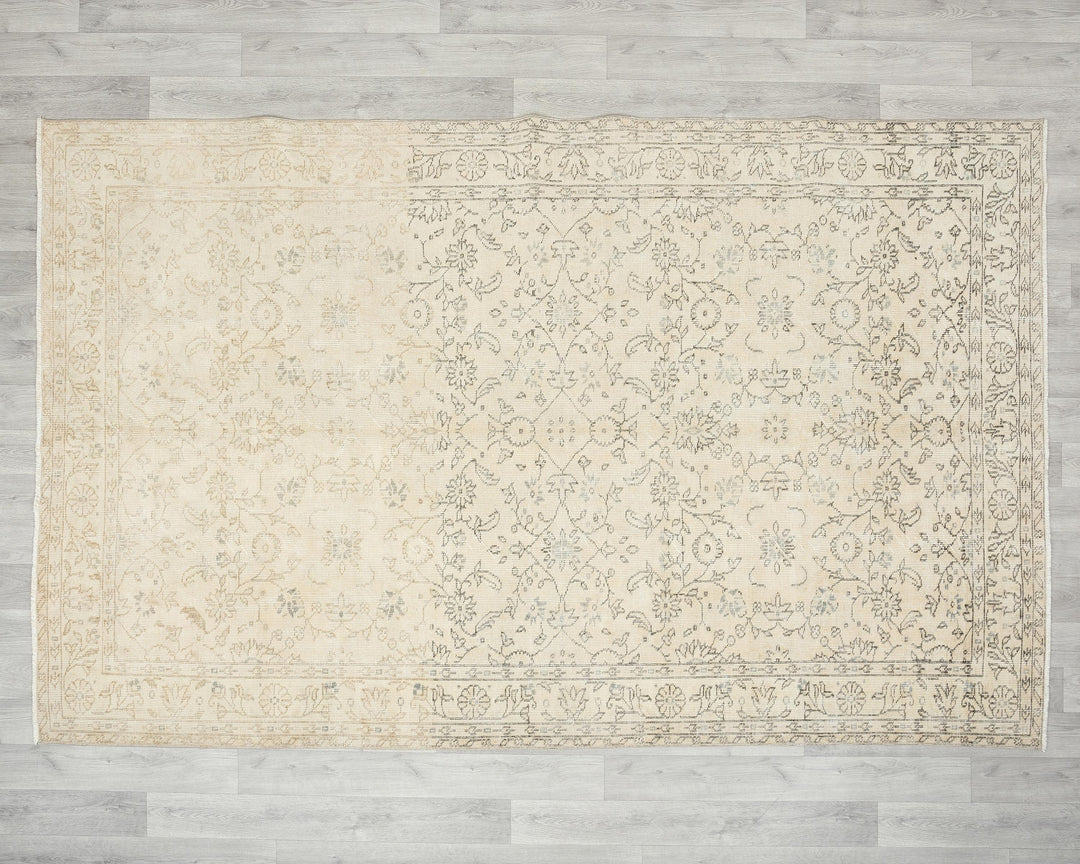Beige Oushak Rug 5' 8" x 9' | No. VR36818