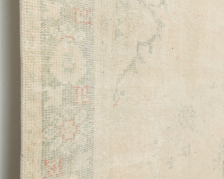 Beige Oushak Rug 7' x 9' 6" | No. VR30253