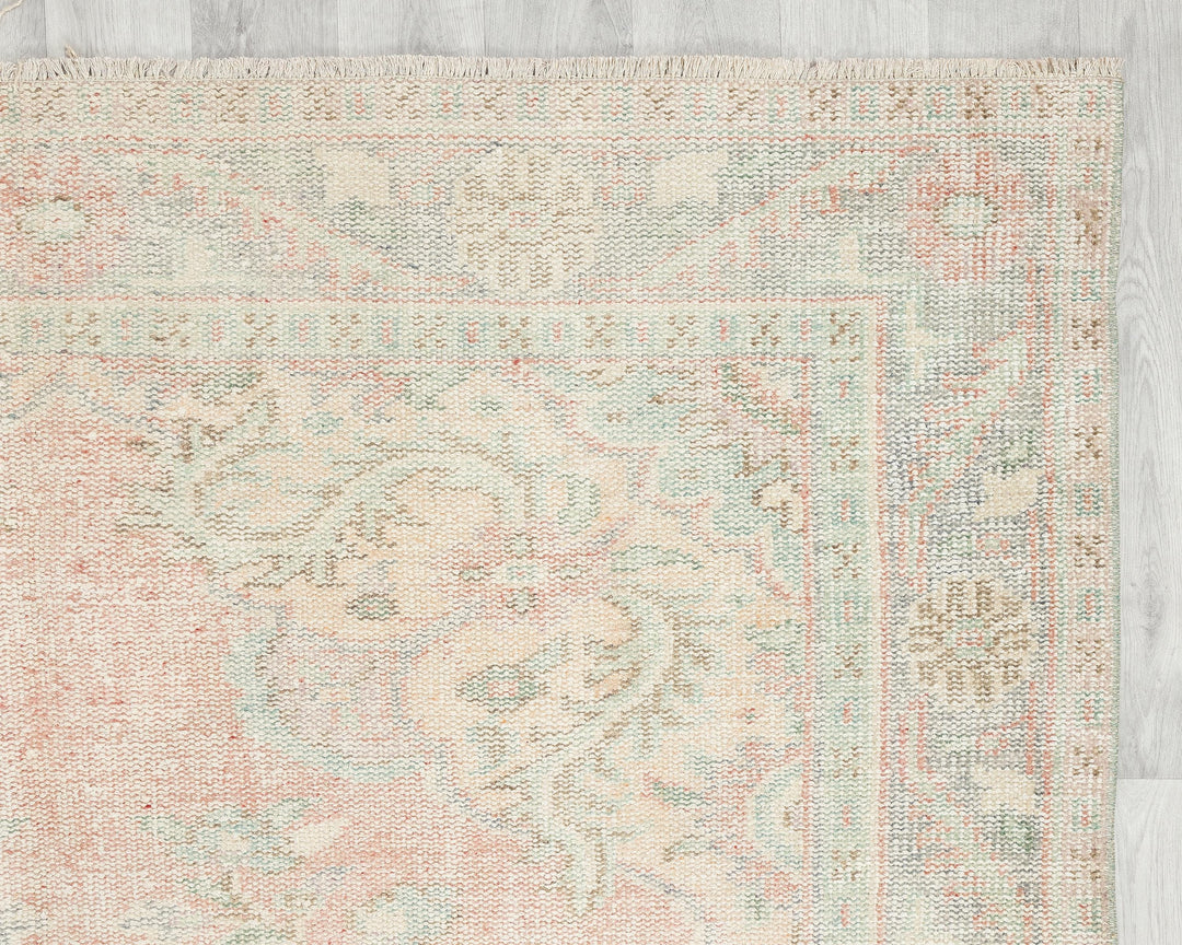 Beige Oushak Rug 6' 1" x 10' 4" | No. VR19041