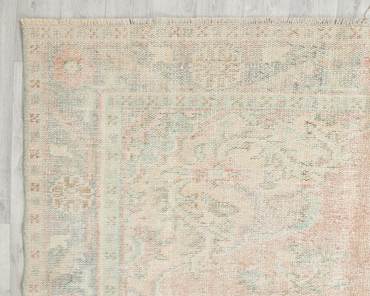 Beige Oushak Rug 6' 1" x 10' 4" | No. VR19041