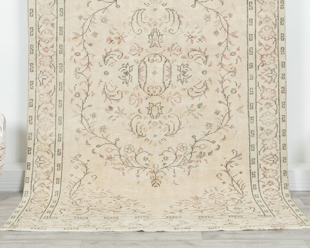 Oushak Rug 4' 8" x 8' 6" | No. VR33892