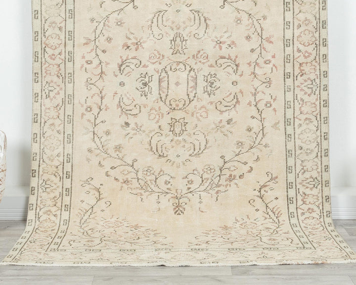 Oushak Rug 4' 8" x 8' 6" | No. VR33892