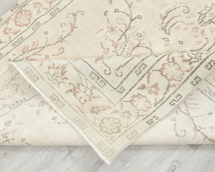 Oushak Rug 4' 8" x 8' 6" | No. VR33892