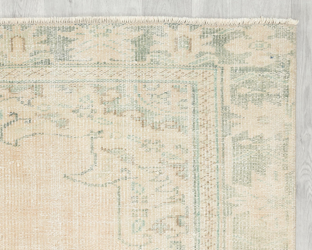 Beige Oushak Rug 5' 11" x 8' 10" | No. VR40196