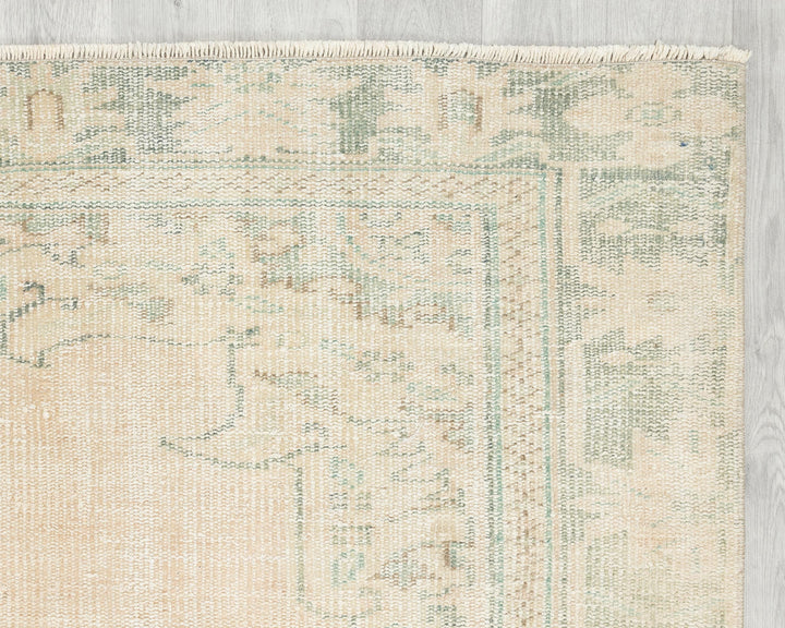 Beige Oushak Rug 5' 11" x 8' 10" | No. VR40196