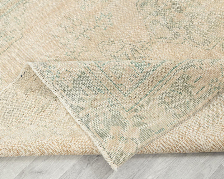 Beige Oushak Rug 5' 11" x 8' 10" | No. VR40196