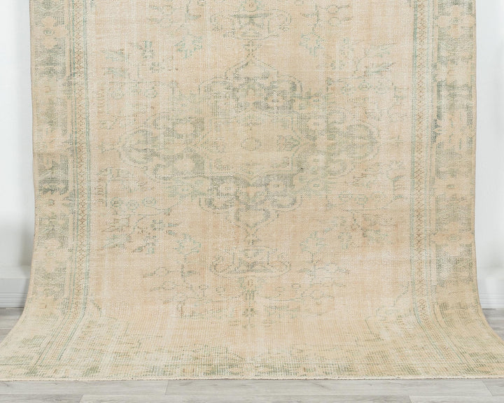 Beige Oushak Rug 5' 11" x 8' 10" | No. VR40196
