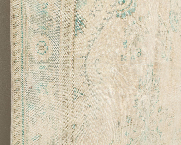 Neutral Oushak Rug 5' 5" x 9' | No. VR40613