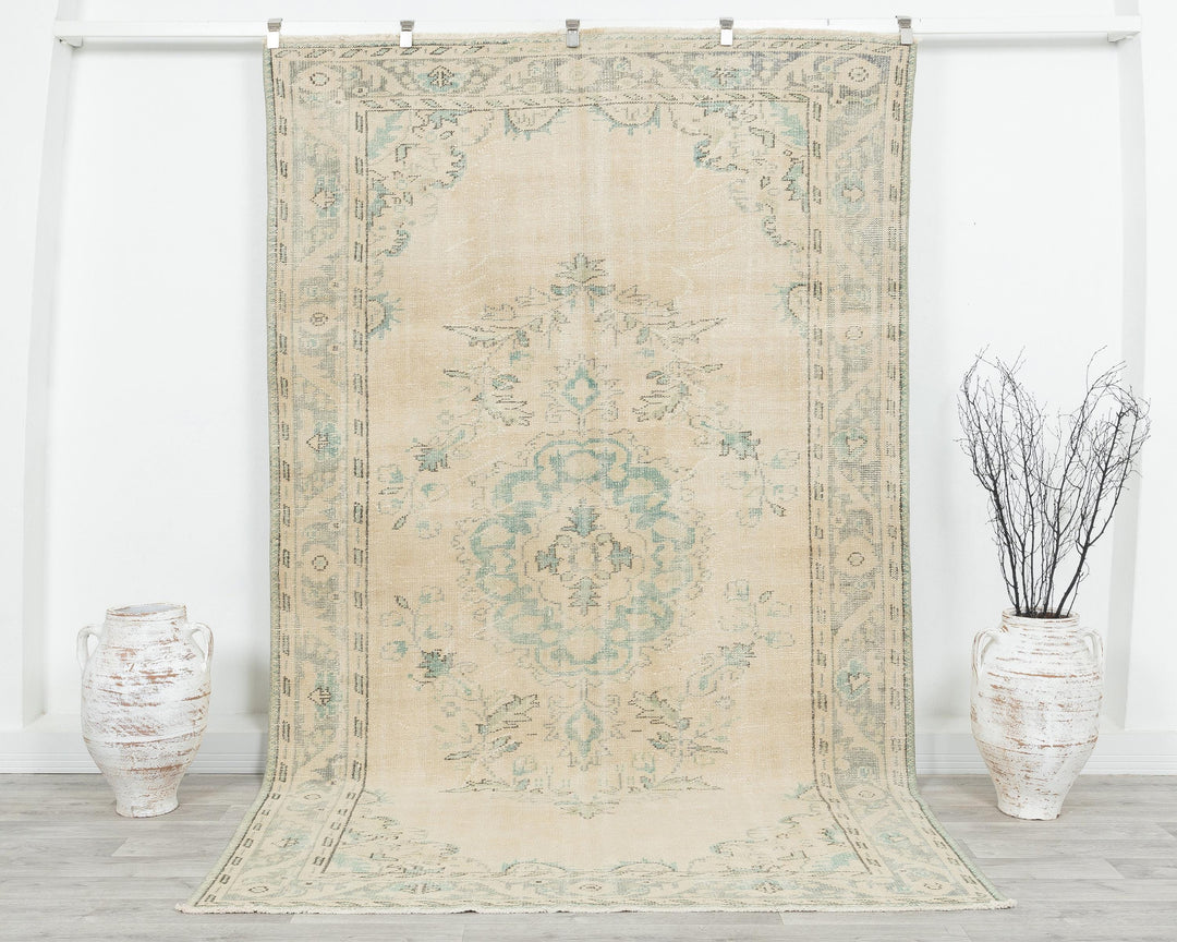 Beige Oushak Rug 5' 9" x 9' 6" | No. VR12225